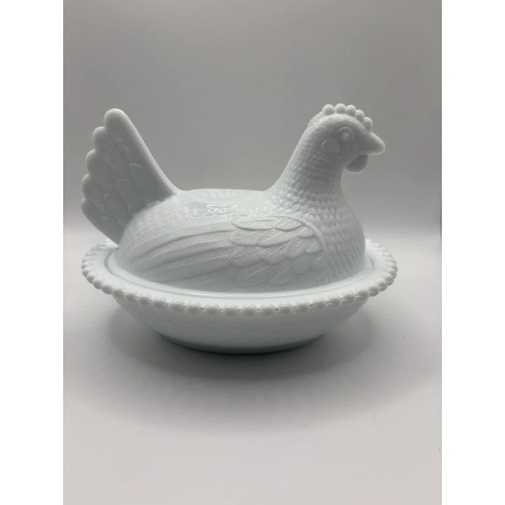 Indiana Glass Vintage White Milk Glass Hen On Nest HON Dish Beaded 7
